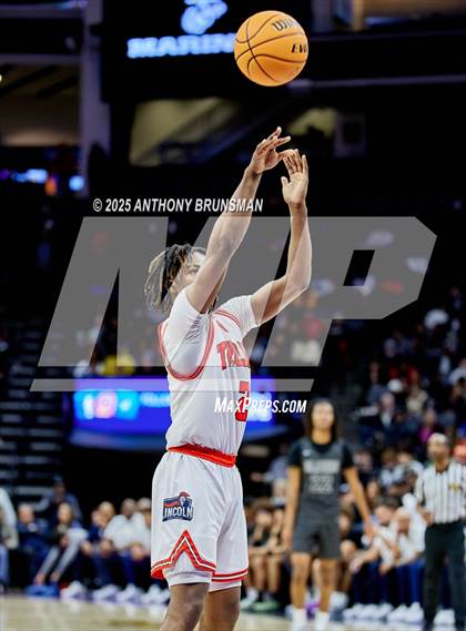 Thumbnail 1 in Sierra Canyon vs Lincoln (CIF State D1 Final) photogallery.