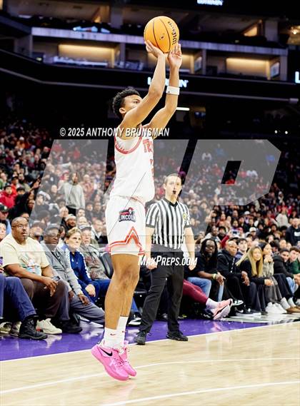 Thumbnail 2 in Sierra Canyon vs Lincoln (CIF State D1 Final) photogallery.
