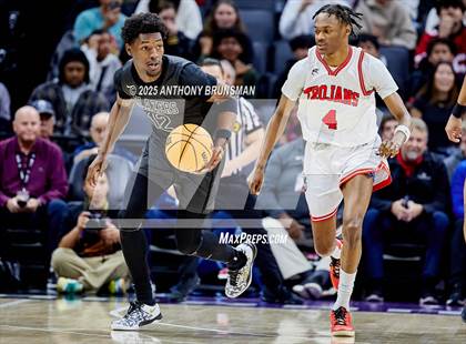 Thumbnail 2 in Sierra Canyon vs Lincoln (CIF State D1 Final) photogallery.