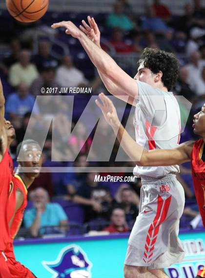 Thumbnail 1 in Mater Dei vs. Wesleyan Christian Academy (City of Palms Classic) photogallery.