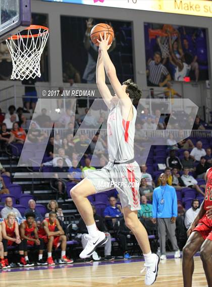 Thumbnail 3 in Mater Dei vs. Wesleyan Christian Academy (City of Palms Classic) photogallery.