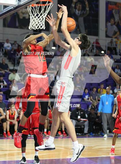 Thumbnail 2 in Mater Dei vs. Wesleyan Christian Academy (City of Palms Classic) photogallery.