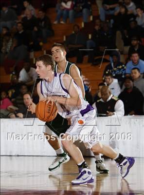 Thumbnail 3 in Holyoke vs Pine Crest (Spalding Hoophall Classic) photogallery.