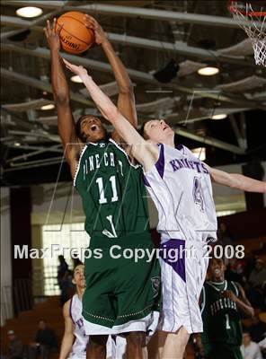 Thumbnail 1 in Holyoke vs Pine Crest (Spalding Hoophall Classic) photogallery.