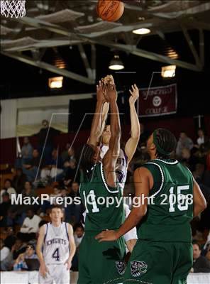 Thumbnail 2 in Holyoke vs Pine Crest (Spalding Hoophall Classic) photogallery.
