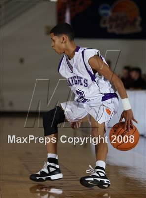 Thumbnail 3 in Holyoke vs Pine Crest (Spalding Hoophall Classic) photogallery.