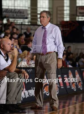 Thumbnail 3 in Holyoke vs Pine Crest (Spalding Hoophall Classic) photogallery.