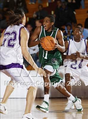 Thumbnail 1 in Holyoke vs Pine Crest (Spalding Hoophall Classic) photogallery.