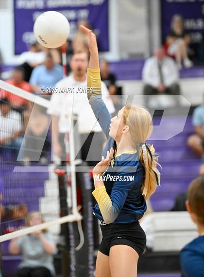 Thumbnail 3 in Northwest Christian vs. Pusch Ridge Christian Academy photogallery.