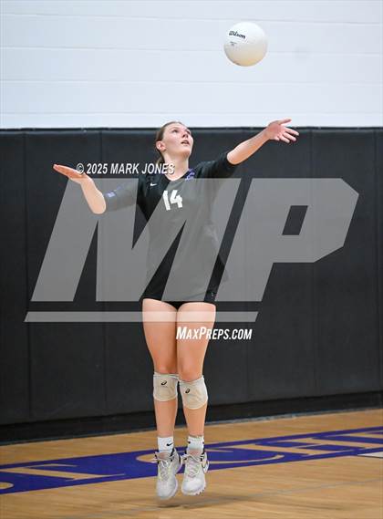 Thumbnail 1 in Northwest Christian vs. Pusch Ridge Christian Academy photogallery.