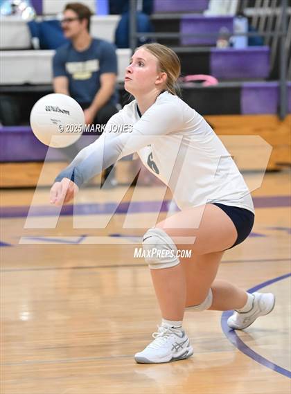 Thumbnail 2 in Northwest Christian vs. Pusch Ridge Christian Academy photogallery.