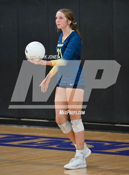 Thumbnail 2 in Northwest Christian vs. Pusch Ridge Christian Academy photogallery.