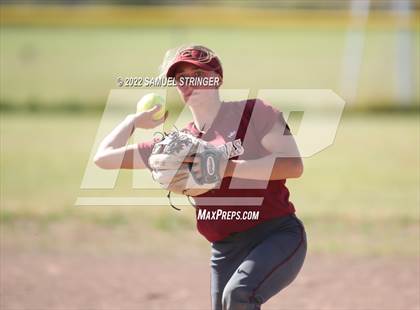 Thumbnail 2 in Riverbank vs. Calaveras (CIF SJS D5 Semifinal Playoff) photogallery.