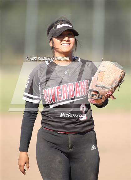 Thumbnail 3 in Riverbank vs. Calaveras (CIF SJS D5 Semifinal Playoff) photogallery.