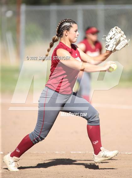 Thumbnail 3 in Riverbank vs. Calaveras (CIF SJS D5 Semifinal Playoff) photogallery.