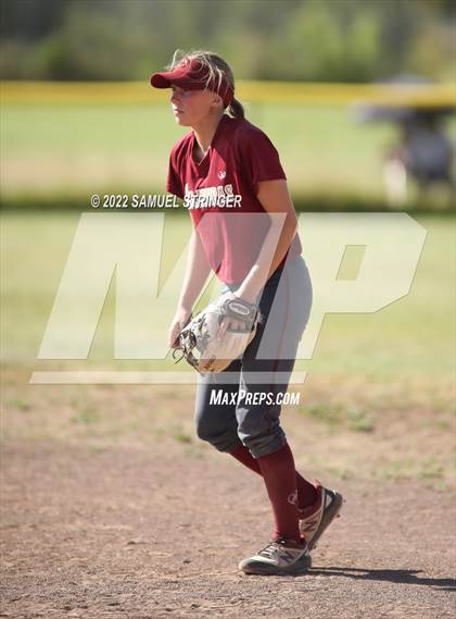 Thumbnail 3 in Riverbank vs. Calaveras (CIF SJS D5 Semifinal Playoff) photogallery.