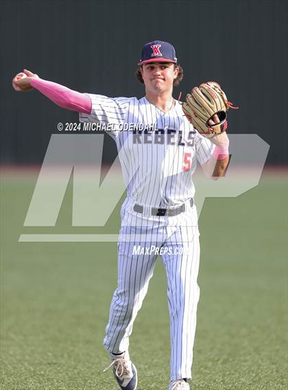 Thumbnail 2 in Chalmette @ West Monroe (LHSAA Regional DIV I Non-Select Game 1) photogallery.