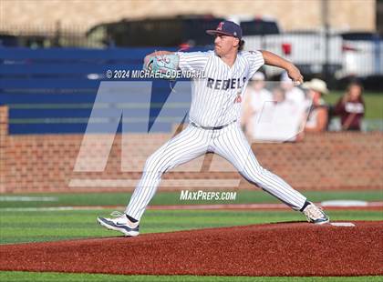 Thumbnail 3 in Chalmette @ West Monroe (LHSAA Regional DIV I Non-Select Game 1) photogallery.