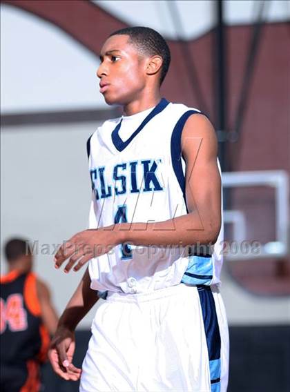 Thumbnail 2 in Alief Elsik vs. La Porte (McDonald's Texas Invitational) photogallery.