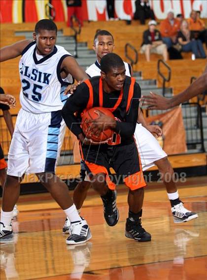 Thumbnail 1 in Alief Elsik vs. La Porte (McDonald's Texas Invitational) photogallery.