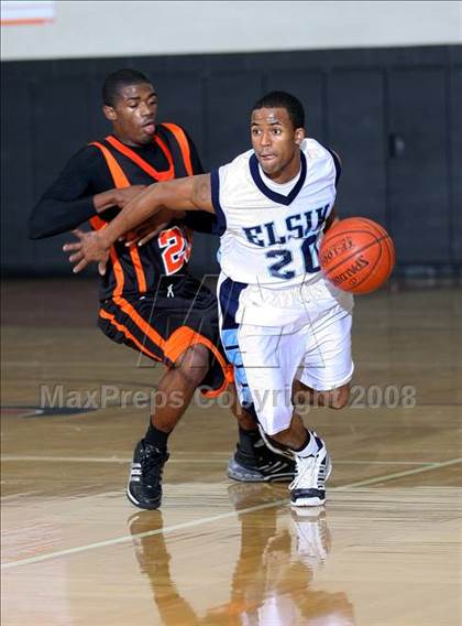 Thumbnail 2 in Alief Elsik vs. La Porte (McDonald's Texas Invitational) photogallery.