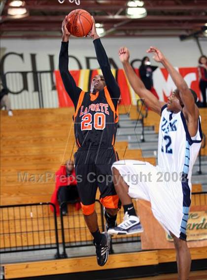 Thumbnail 1 in Alief Elsik vs. La Porte (McDonald's Texas Invitational) photogallery.