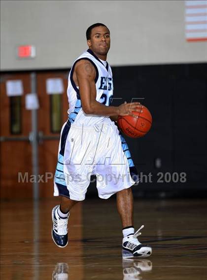 Thumbnail 3 in Alief Elsik vs. La Porte (McDonald's Texas Invitational) photogallery.