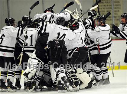 Thumbnail 3 in Hamden @ Xavier photogallery.