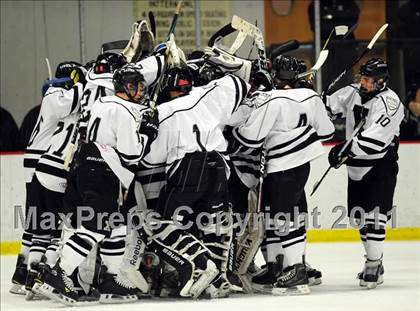 Thumbnail 1 in Hamden @ Xavier photogallery.