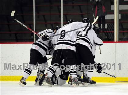 Thumbnail 3 in Hamden @ Xavier photogallery.