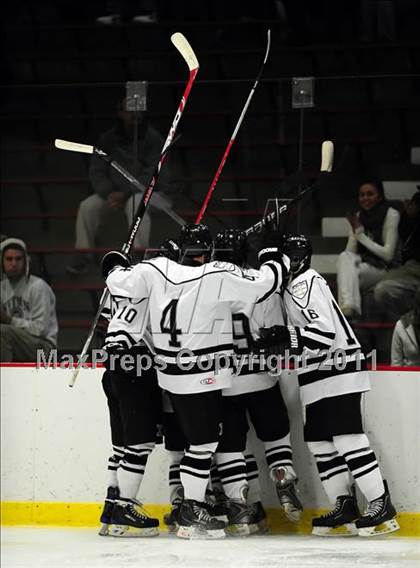 Thumbnail 3 in Hamden @ Xavier photogallery.