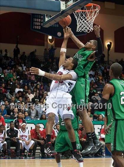 Thumbnail 1 in Hoover vs Lincoln (CIF SDS D2 Final) photogallery.