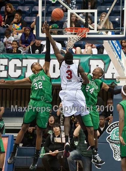 Thumbnail 2 in Hoover vs Lincoln (CIF SDS D2 Final) photogallery.