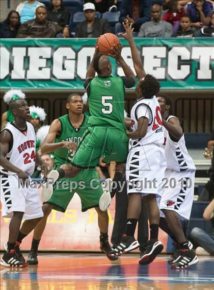 Thumbnail 2 in Hoover vs Lincoln (CIF SDS D2 Final) photogallery.