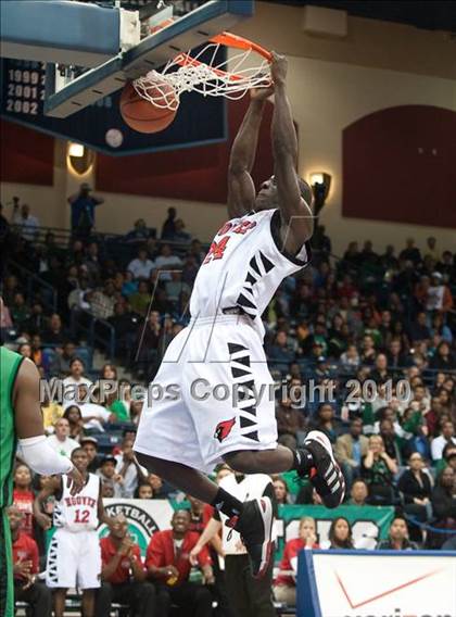 Thumbnail 2 in Hoover vs Lincoln (CIF SDS D2 Final) photogallery.