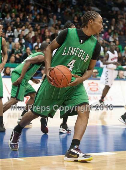 Thumbnail 1 in Hoover vs Lincoln (CIF SDS D2 Final) photogallery.
