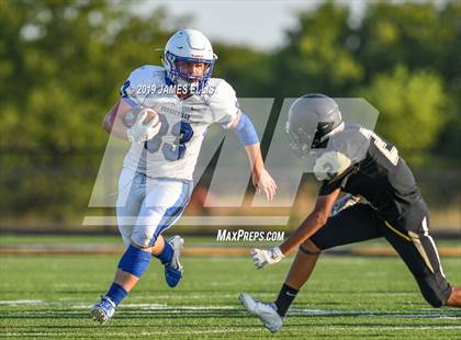 Thumbnail 3 in McGregor vs. Bosqueville photogallery.