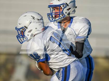 Thumbnail 3 in McGregor vs. Bosqueville photogallery.