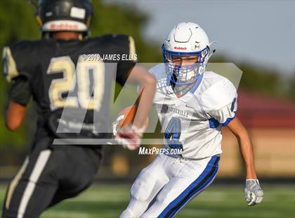 Thumbnail 1 in McGregor vs. Bosqueville photogallery.