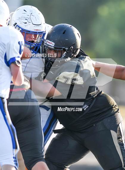 Thumbnail 1 in McGregor vs. Bosqueville photogallery.