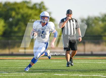 Thumbnail 1 in McGregor vs. Bosqueville photogallery.