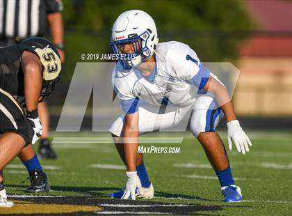 Thumbnail 1 in McGregor vs. Bosqueville photogallery.