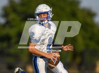 Thumbnail 2 in McGregor vs. Bosqueville photogallery.
