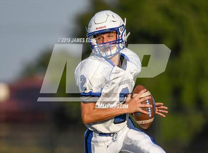 Thumbnail 1 in McGregor vs. Bosqueville photogallery.