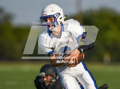 Thumbnail 1 in McGregor vs. Bosqueville photogallery.