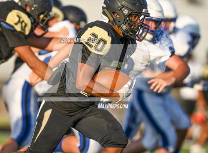 Thumbnail 2 in McGregor vs. Bosqueville photogallery.