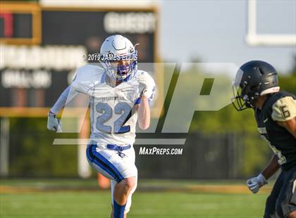 Thumbnail 3 in McGregor vs. Bosqueville photogallery.