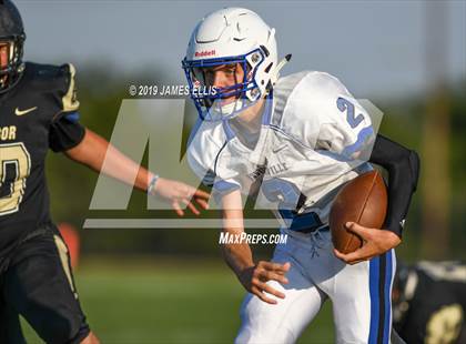 Thumbnail 2 in McGregor vs. Bosqueville photogallery.