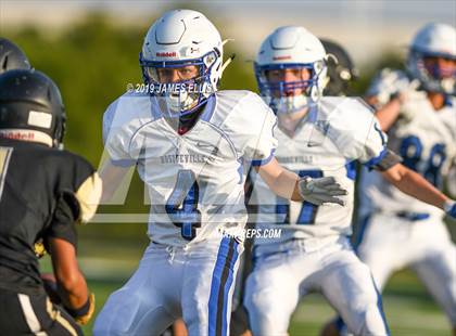 Thumbnail 3 in McGregor vs. Bosqueville photogallery.
