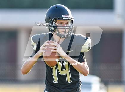 Thumbnail 1 in McGregor vs. Bosqueville photogallery.